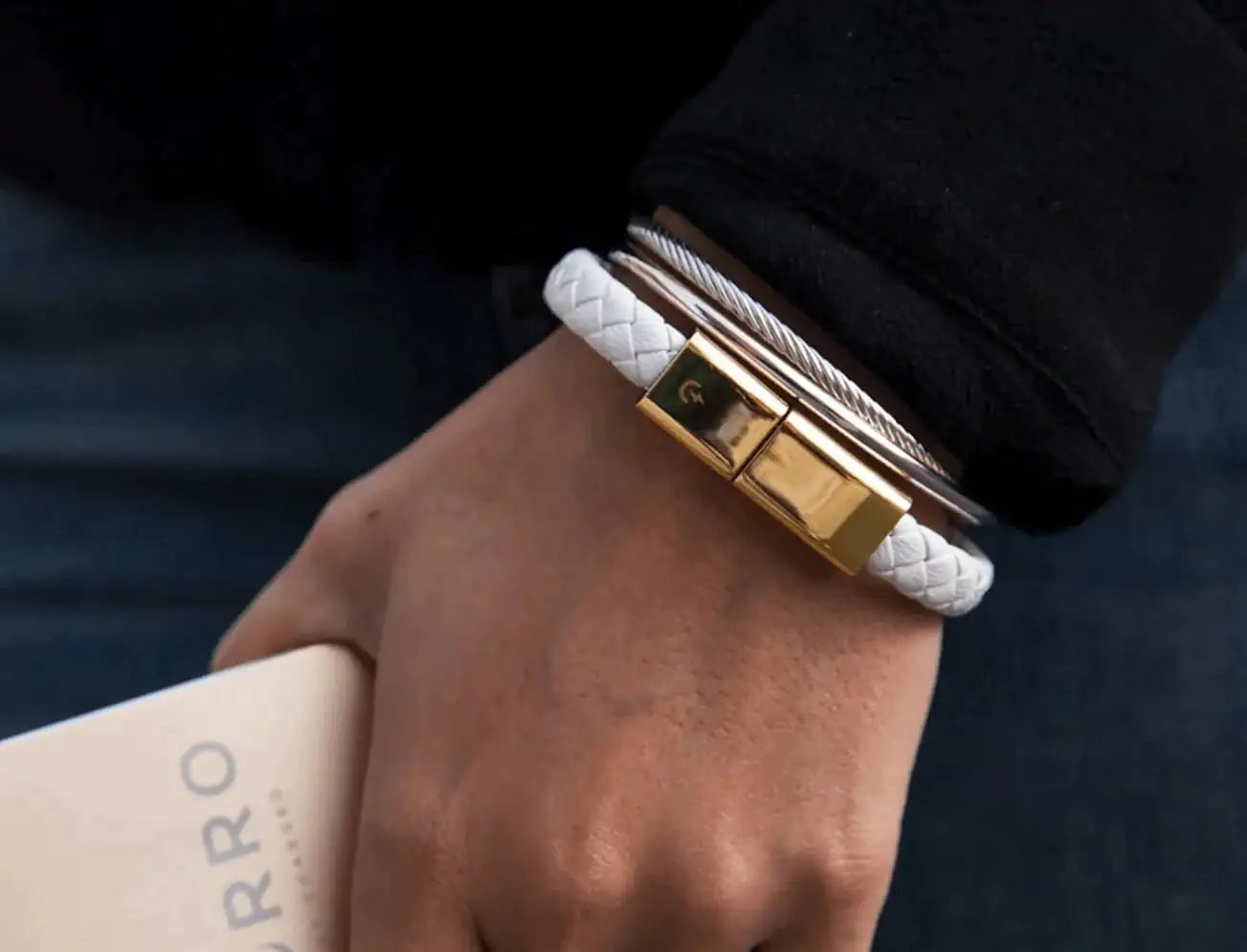 LuxBand Bracelet Charger